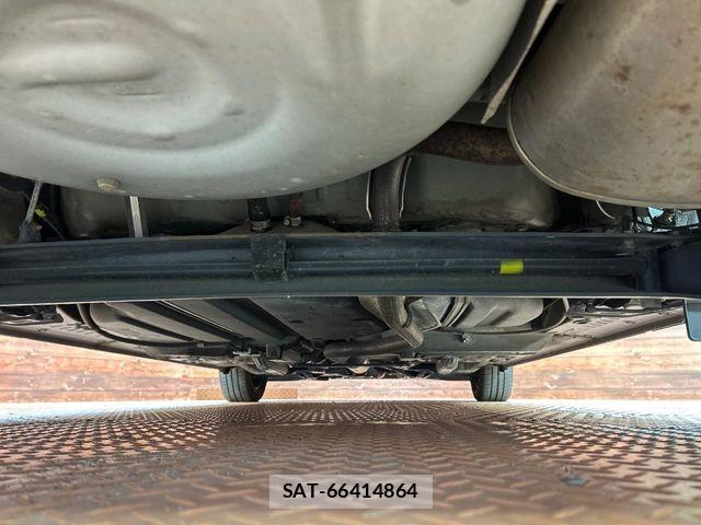 Toyota SIENTA 2016-10 7224991-18