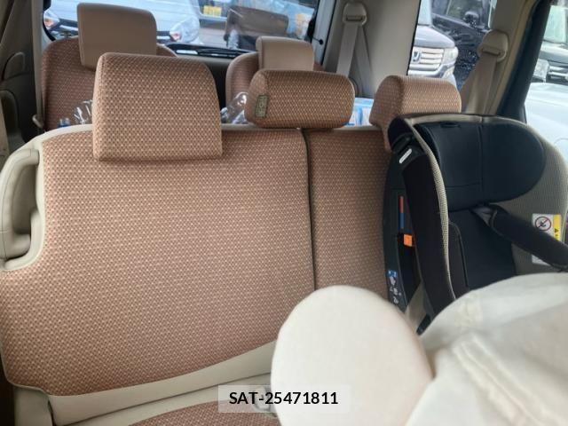 Toyota SIENTA 2014-03 7224968-10