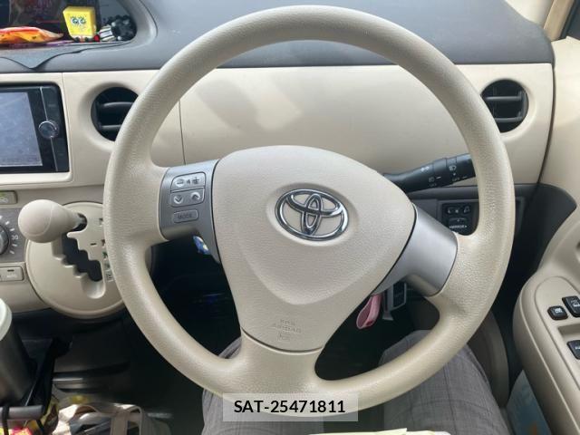 Toyota SIENTA 2014-03 7224968-13
