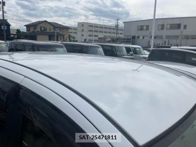 Toyota SIENTA 2014-03 7224968-5