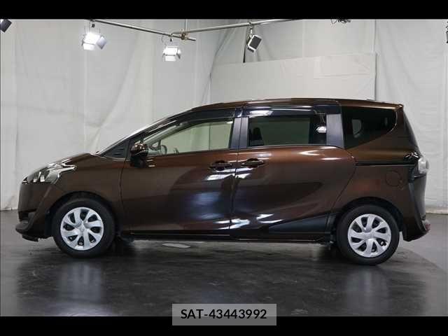 Toyota SIENTA 2015-07 7224970-14