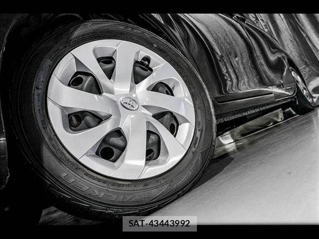 Toyota SIENTA 2015-07 7224970-3