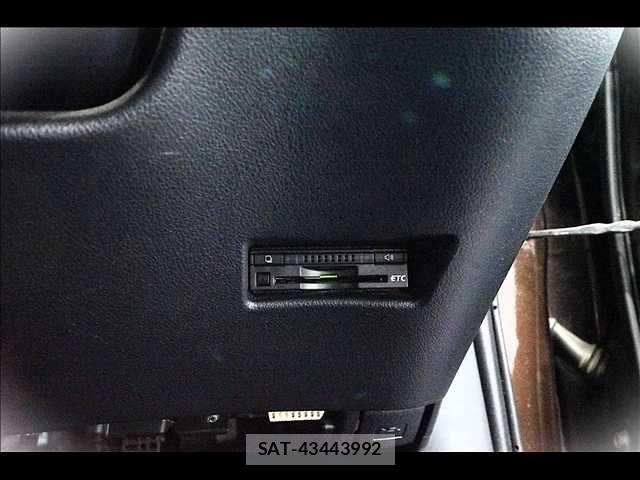 Toyota SIENTA 2015-07 7224970-5