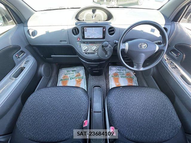 Toyota SIENTA 2012-06 7224962-1