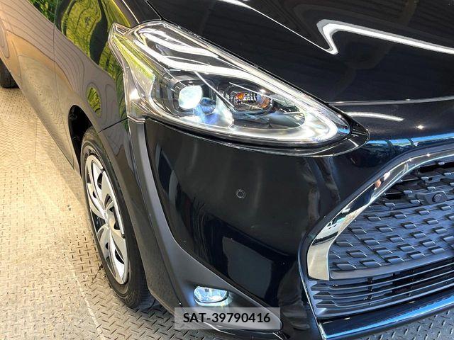 Toyota SIENTA 2019-09 7225001-11
