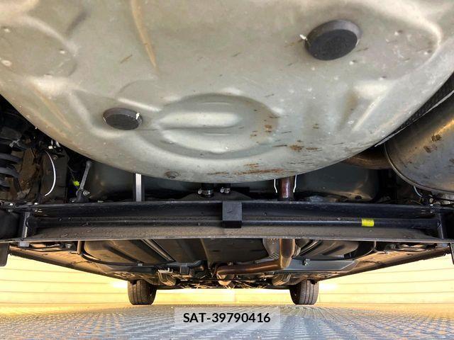 Toyota SIENTA 2019-09 7225001-18