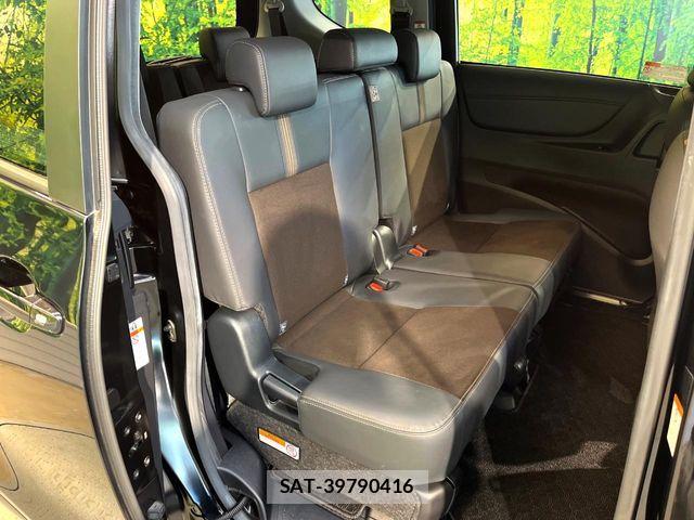 Toyota SIENTA 2019-09 7225001-8