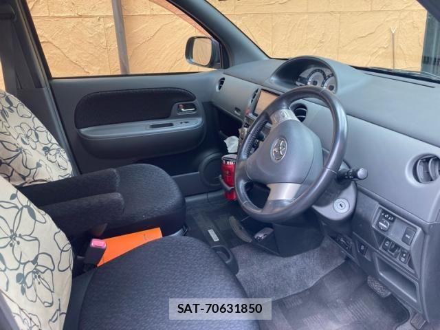 Toyota SIENTA 2014-03 7224971-14
