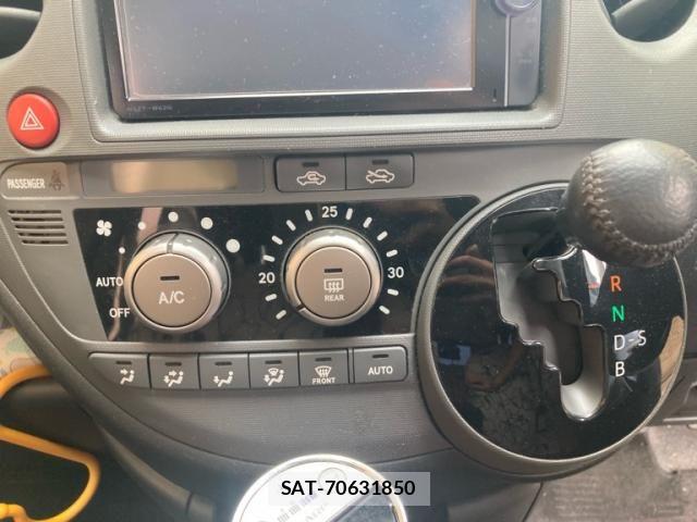 Toyota SIENTA 2014-03 7224971-24