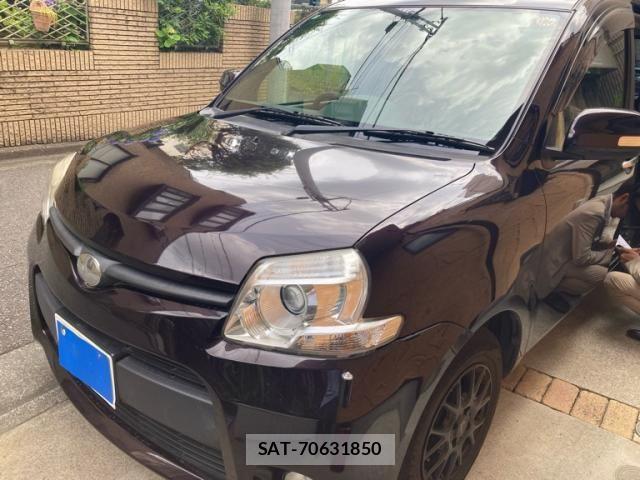 Toyota SIENTA 2014-03 7224971-2