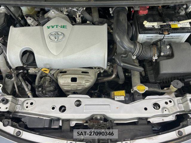Toyota SIENTA 2015-08 7224973-18