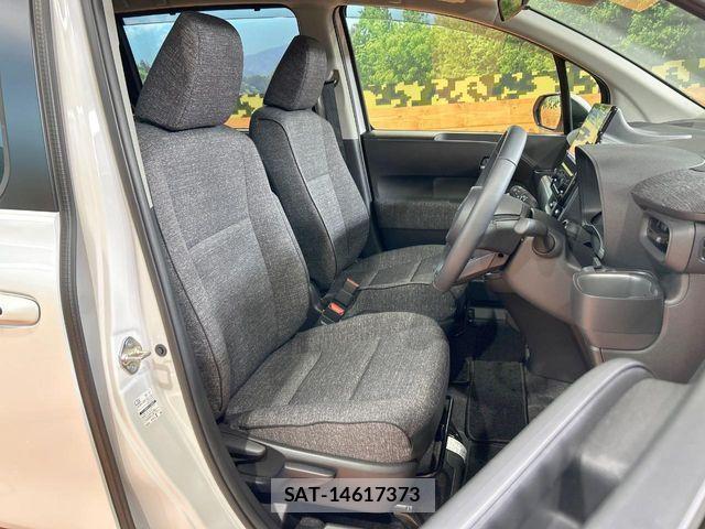 Toyota SIENTA 2025-08 7225024-7