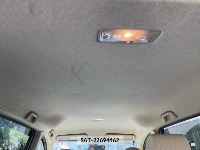Toyota SIENTA 2008-04 7224957-13