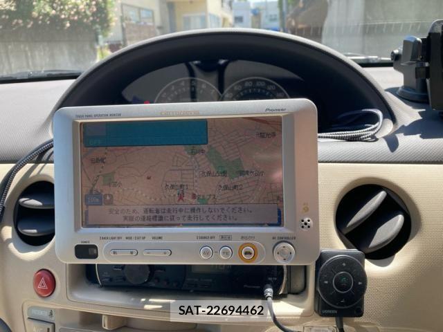 Toyota SIENTA 2008-04 7224957-16