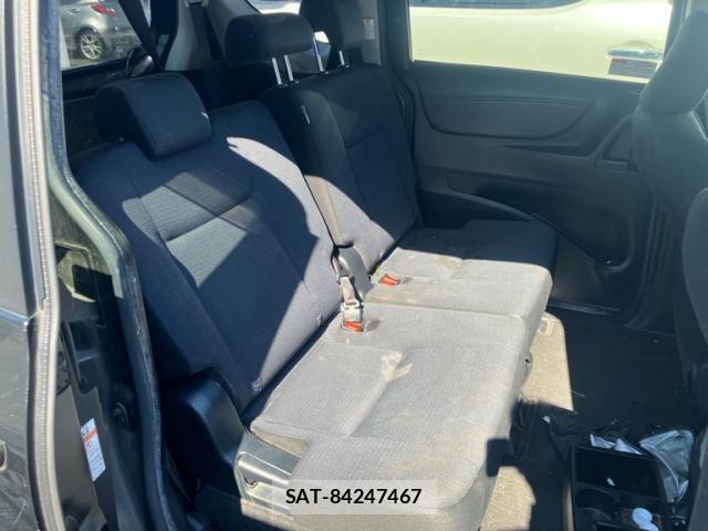 Toyota SIENTA 2016-07 7224988-13