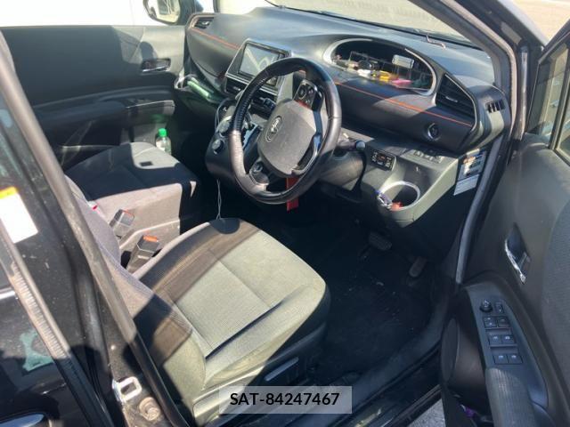 Toyota SIENTA 2016-07 7224988-16