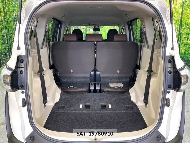 Toyota SIENTA 2016-12 7224992-9