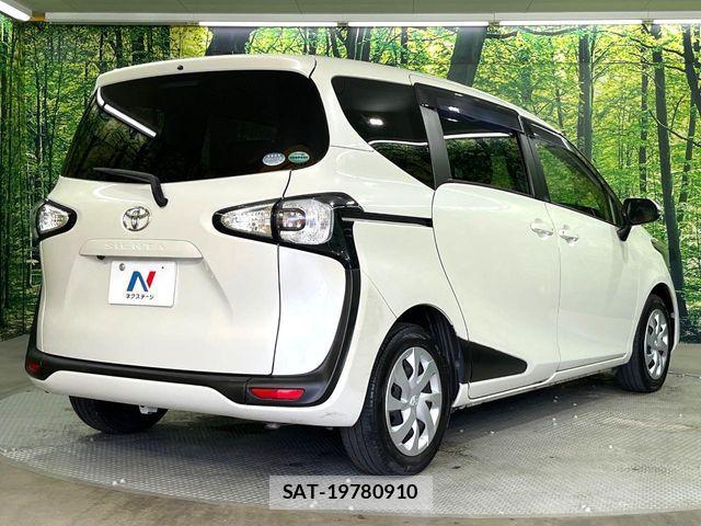 Toyota SIENTA 2016-12 7224992-16