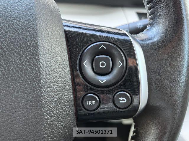Toyota SIENTA 2016-10 7224994-16