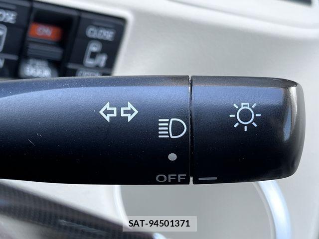 Toyota SIENTA 2016-10 7224994-21