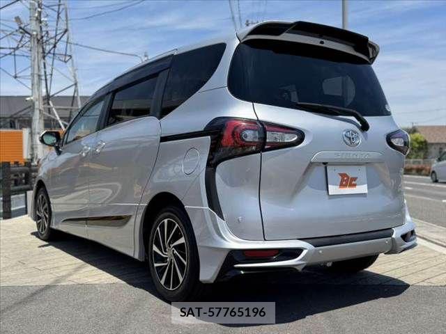 Toyota SIENTA 2018-09 7224996-12
