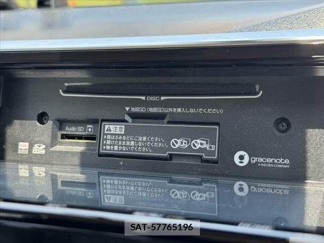Toyota SIENTA 2018-09 7224996-21