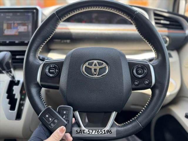 Toyota SIENTA 2018-09 7224996-5