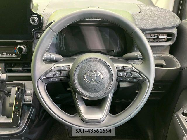 Toyota SIENTA 2025-04 7225021-11