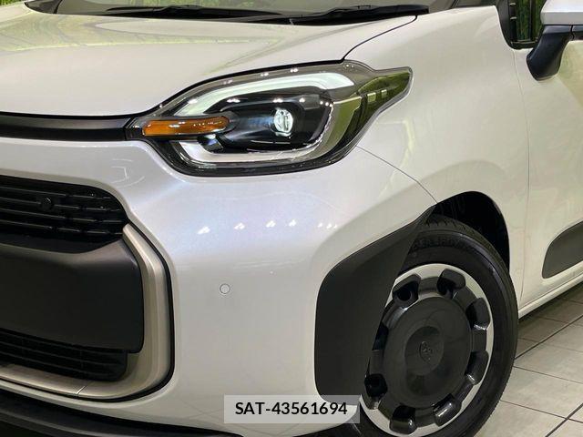 Toyota SIENTA 2025-04 7225021-12