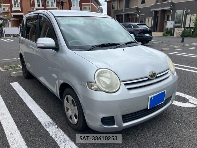 Toyota SIENTA 2010-03 7224965-1
