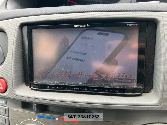 Toyota SIENTA 2010-03 7224965-21