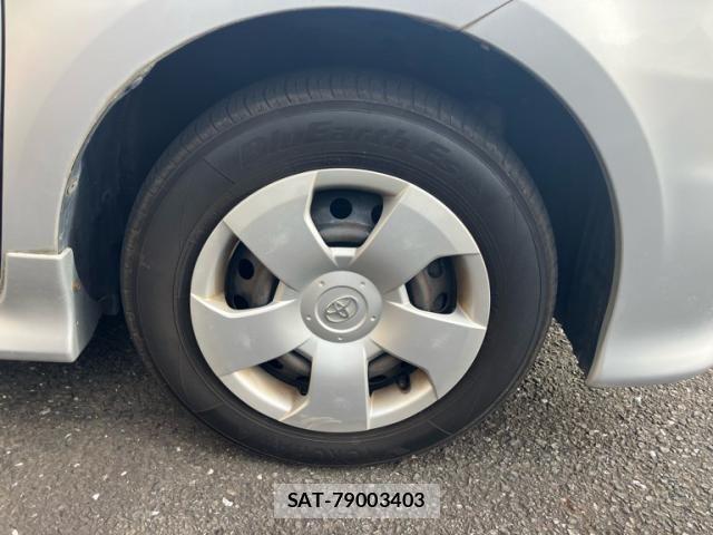 Toyota SIENTA 2010-06 7224963-8