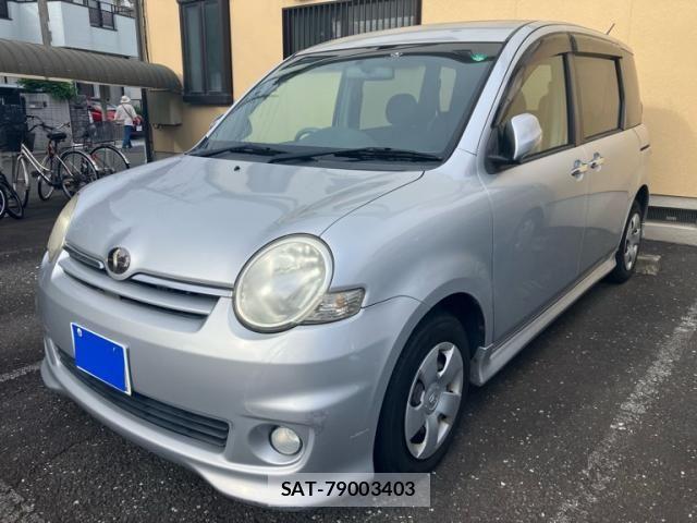 Toyota SIENTA 2010-06 7224963-0