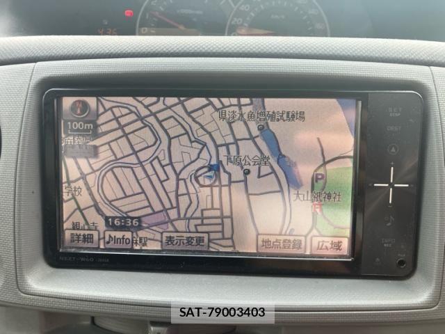 Toyota SIENTA 2010-06 7224963-24