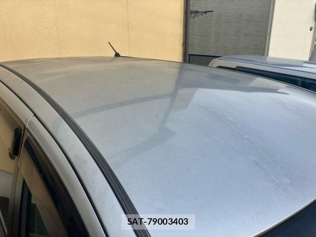Toyota SIENTA 2010-06 7224963-5