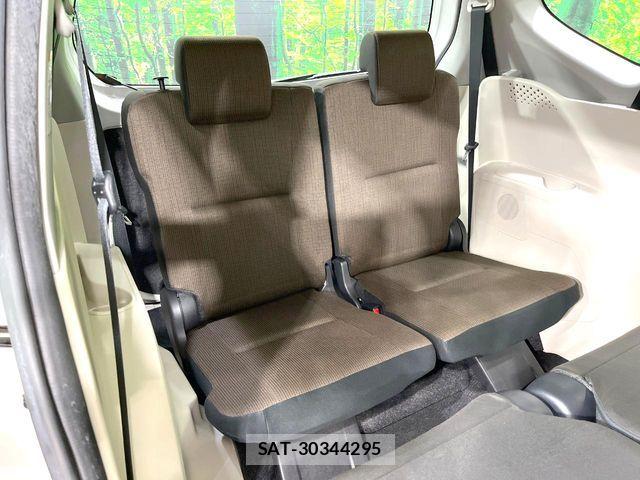 Toyota SIENTA 2016-09 7224989-9
