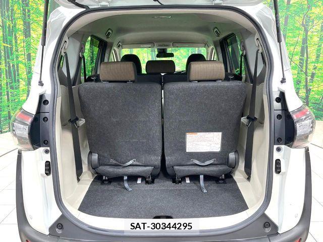 Toyota SIENTA 2016-09 7224989-10