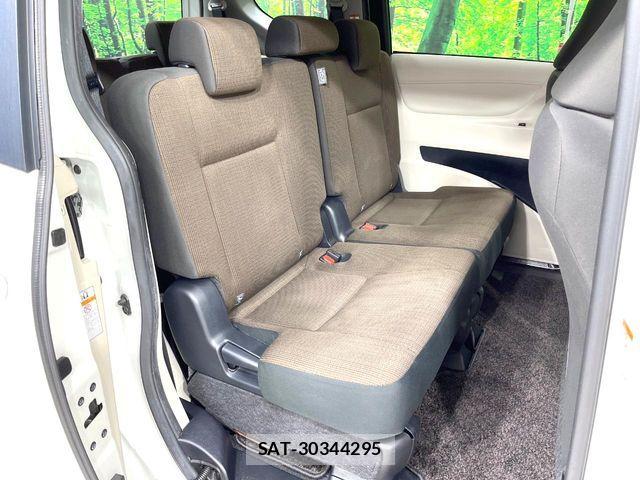 Toyota SIENTA 2016-09 7224989-8