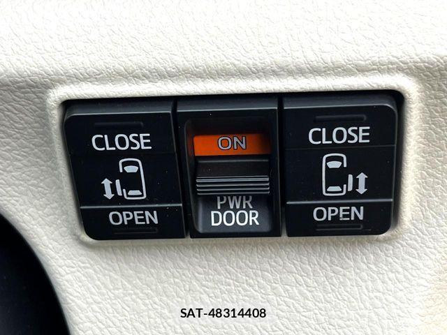 Toyota SIENTA 2016-05 7224977-5