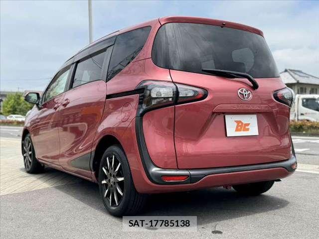 Toyota SIENTA 2016-05 7224979-12