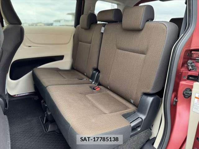 Toyota SIENTA 2016-05 7224979-17