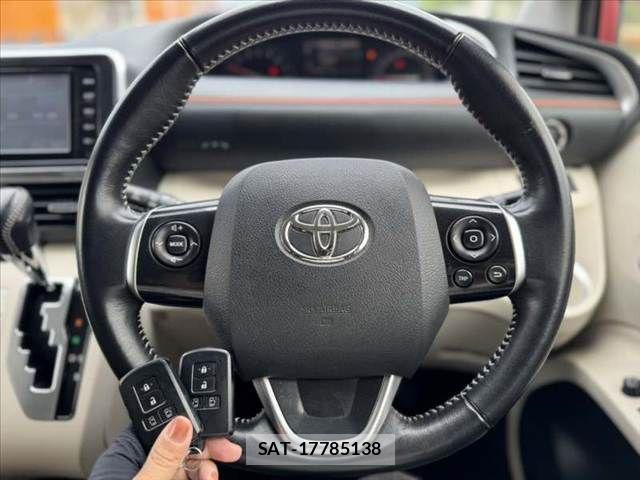 Toyota SIENTA 2016-05 7224979-5
