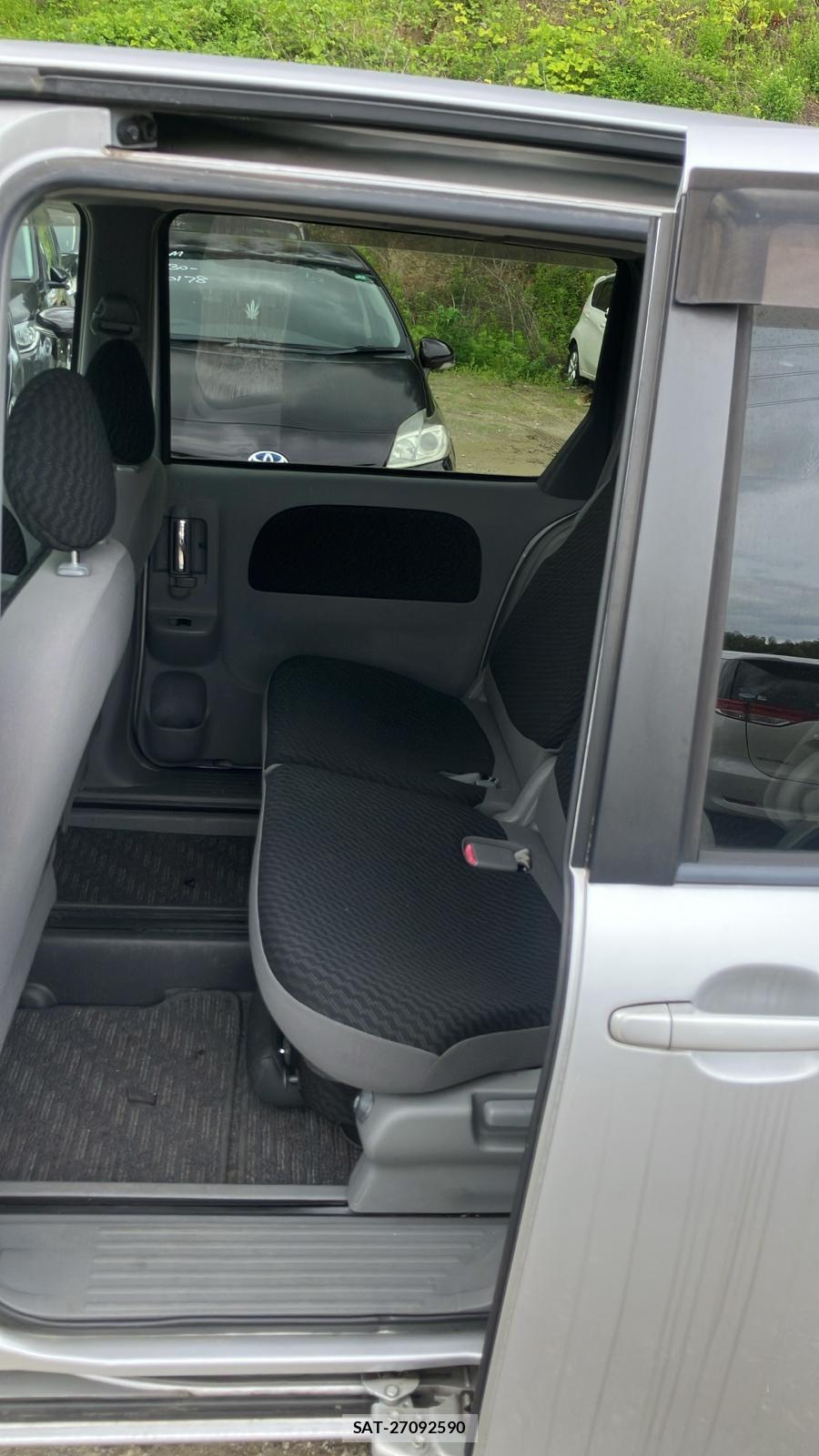 Toyota SIENTA 2008 6848845-9