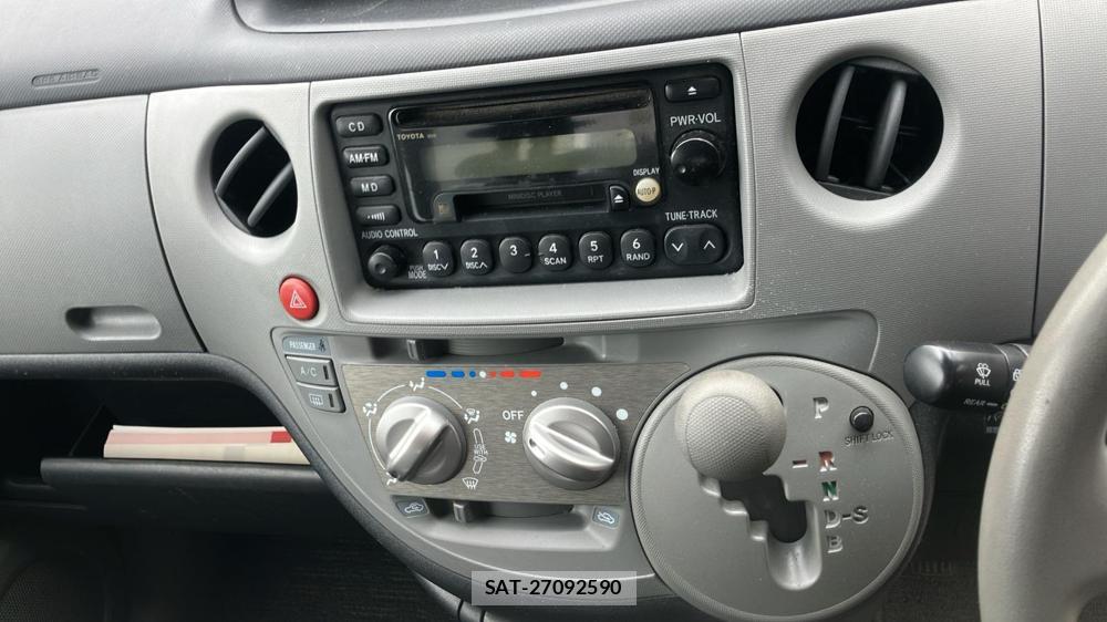 Toyota SIENTA 2008 6848845-15