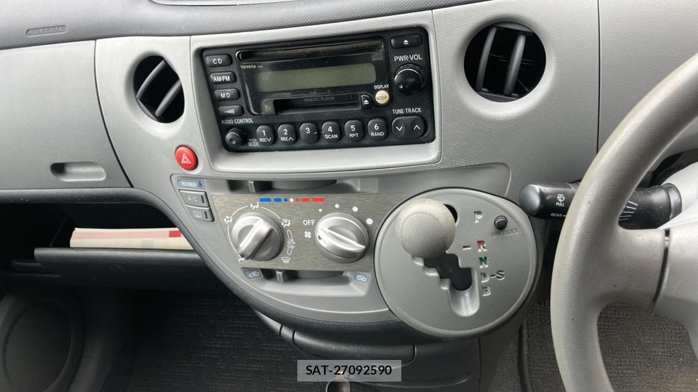 Toyota SIENTA 2008 6848845-16