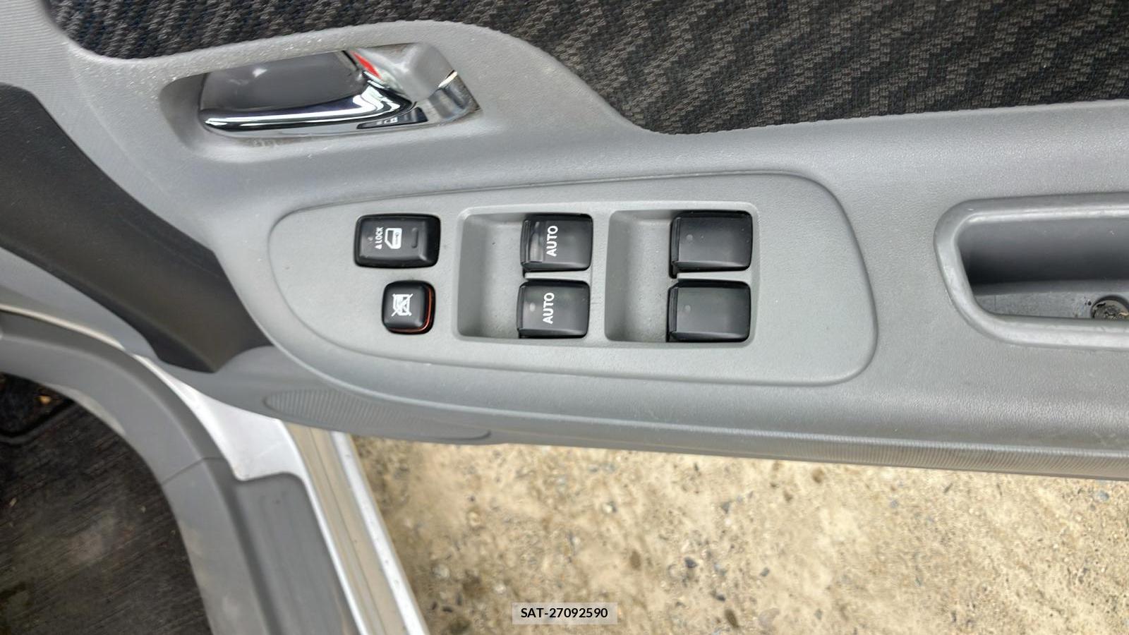 Toyota SIENTA 2008 6848845-17