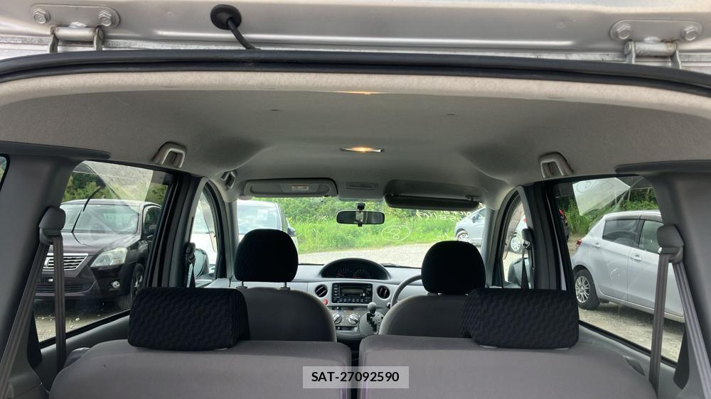 Toyota SIENTA 2008 6848845-19