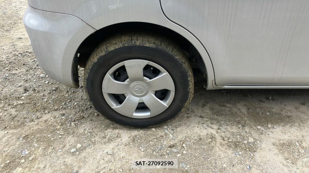 Toyota SIENTA 2008 6848845-21