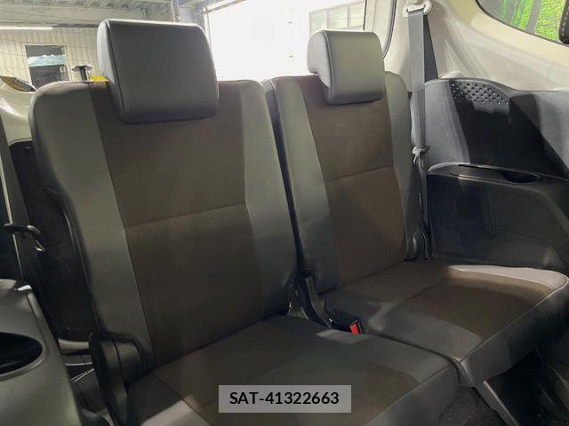 Toyota SIENTA 2019-06 7252296-8
