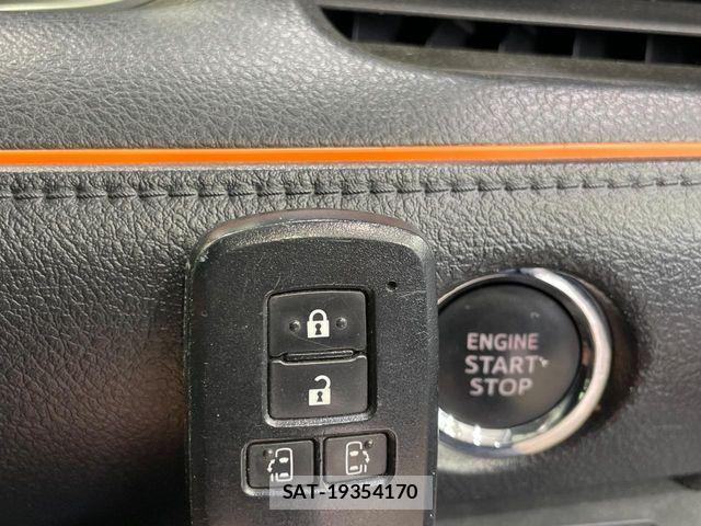 Toyota SIENTA 2016-05 7252301-7